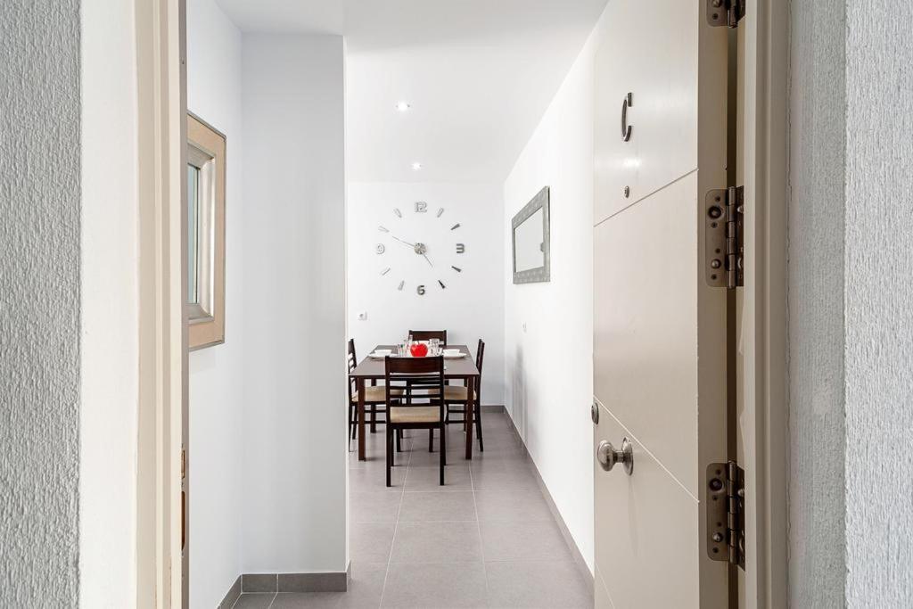 コニル・デ・ラ・フロンテラCasa Terrazaアパートメント エクステリア 写真